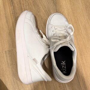 Kizik Women’s White Sneakers